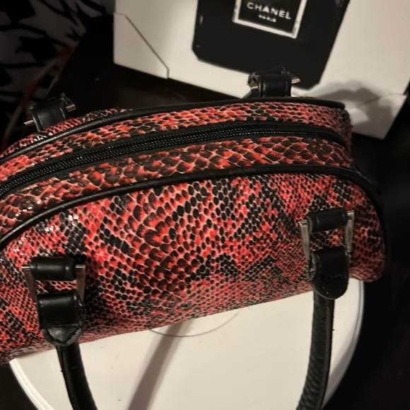 EUC/Small shoulder bag and wallet bundle - Picture 3 of 11